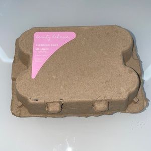 Beauty Bakerie blending eggs